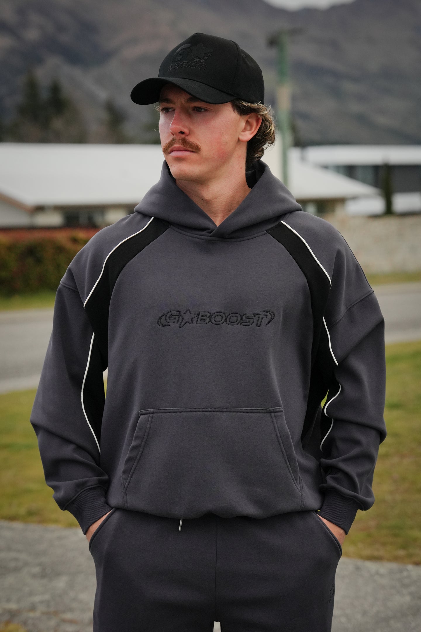 Core Line Hoodie - Grey