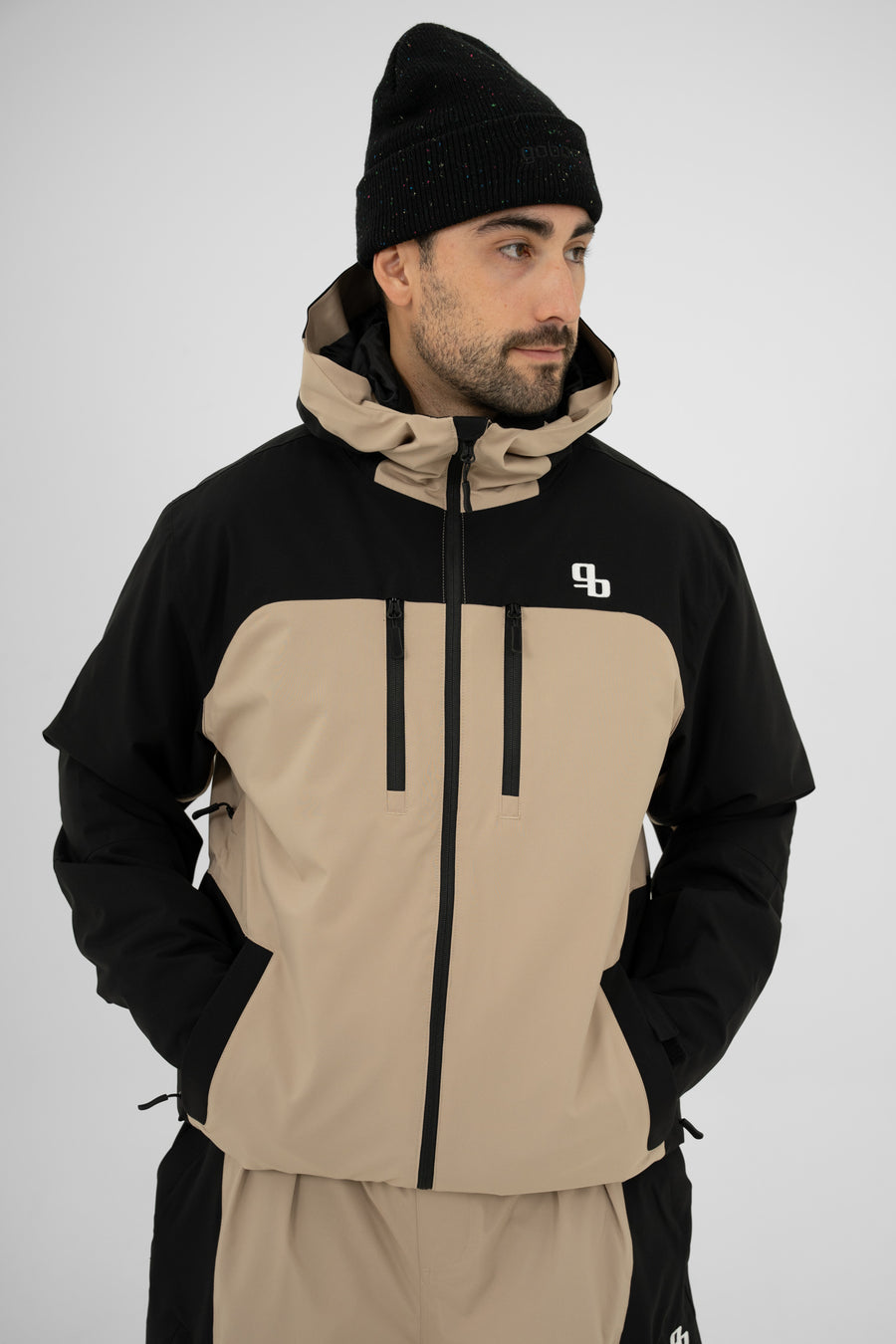 Signature Insulated Jacket – Beige/Black