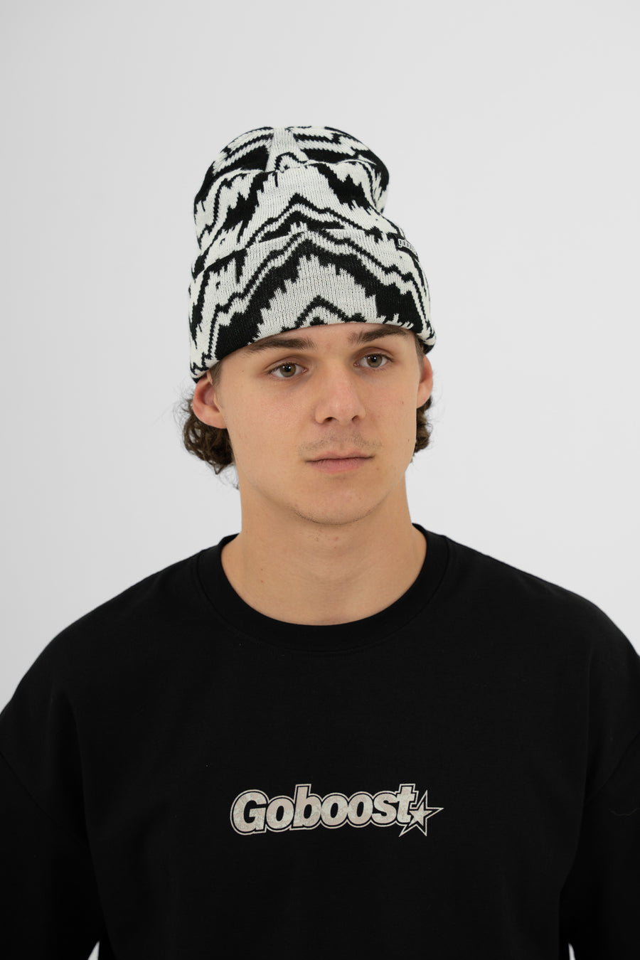 Mountain Beanie - Black