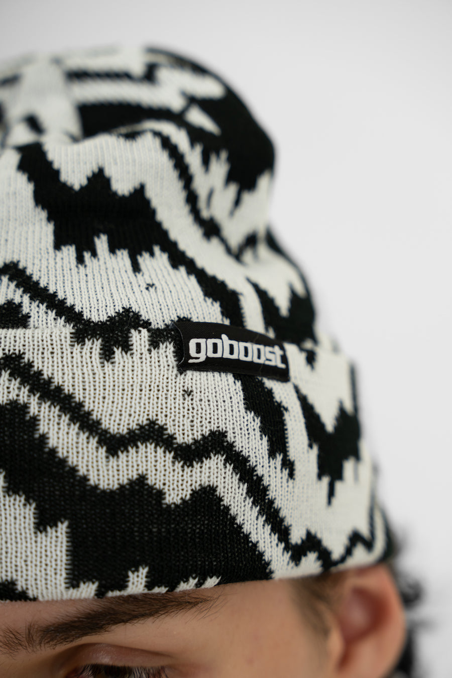 Mountain Beanie - Black