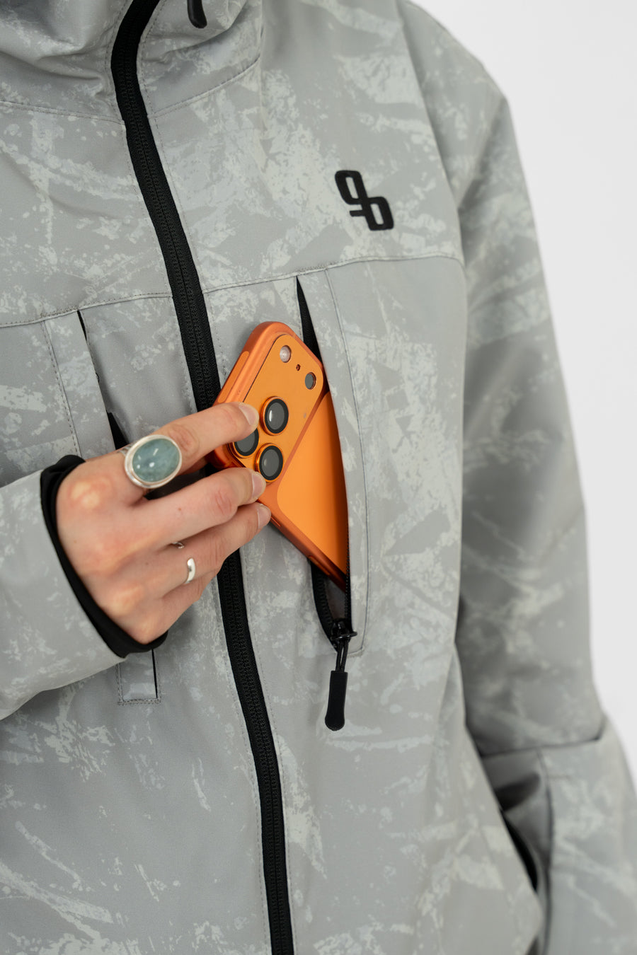 Signature Insulated Jacket – Light Camo