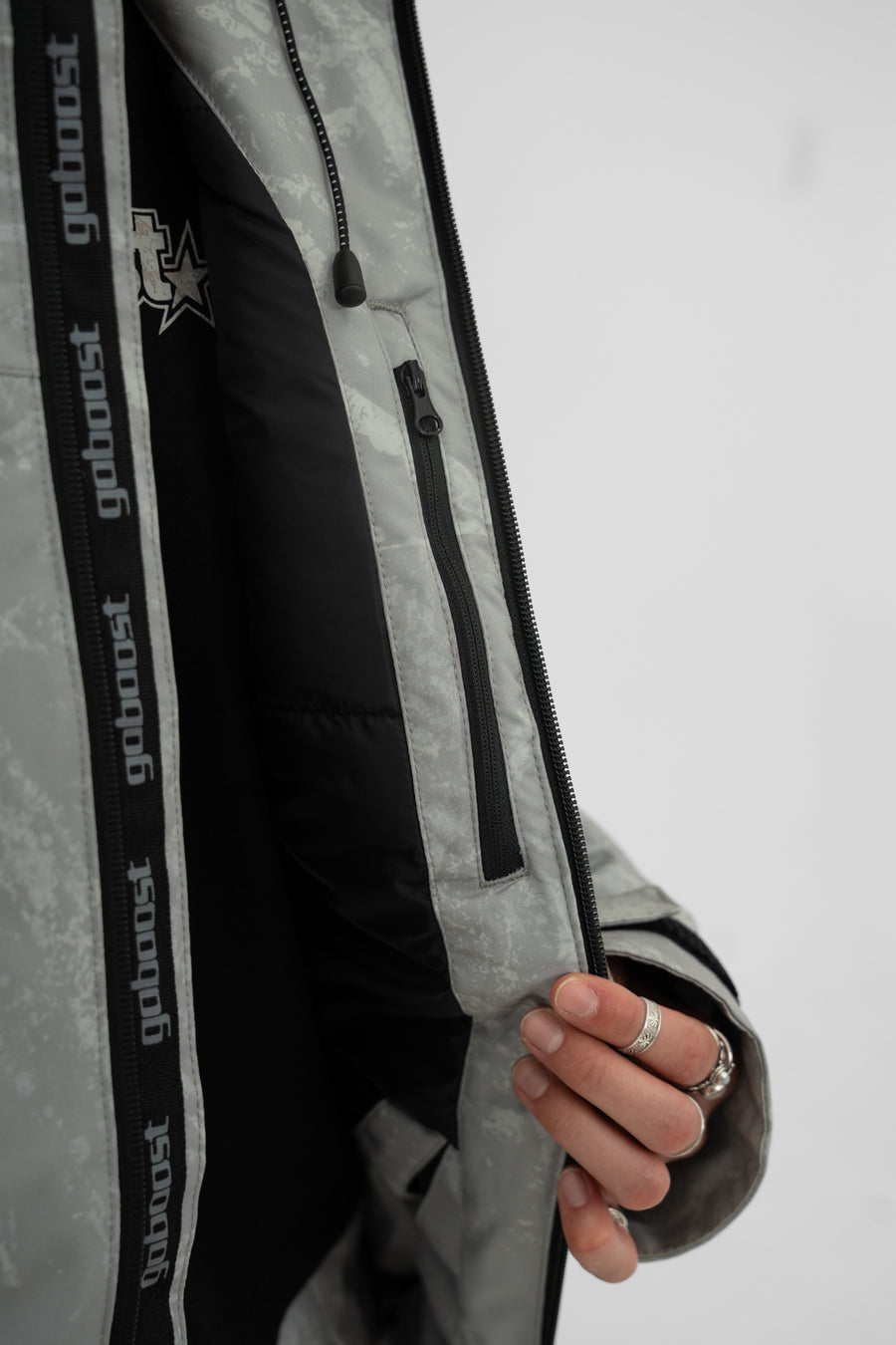 Signature Insulated Jacket – Light Camo