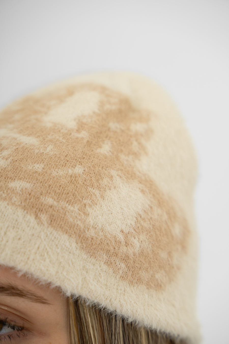 Fluffy Mohair Beanie - Beige