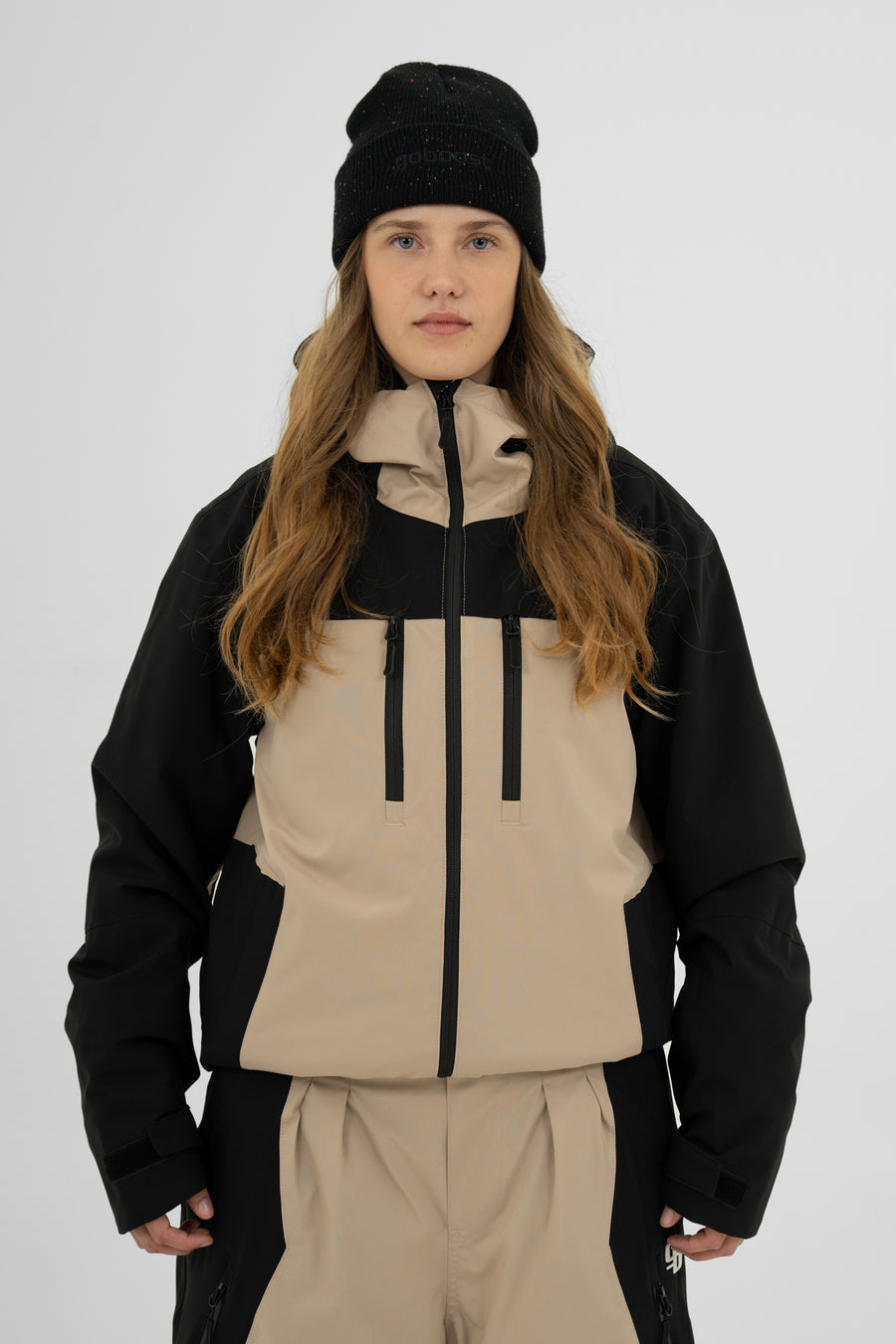 Signature Insulated Jacket – Beige/Black