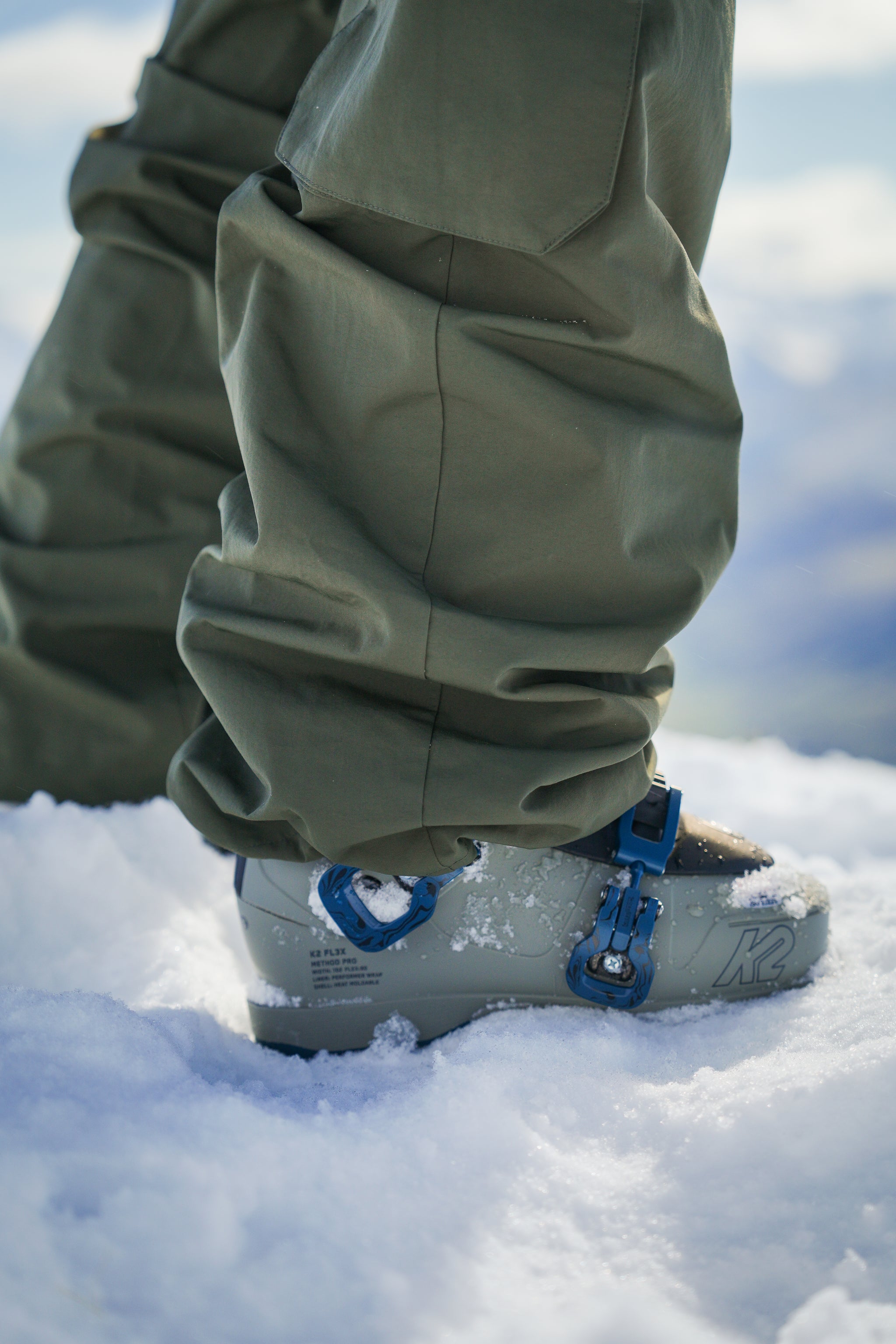 GOBOOST OneSerie 3L 15K Insulated Snowpants – Olive