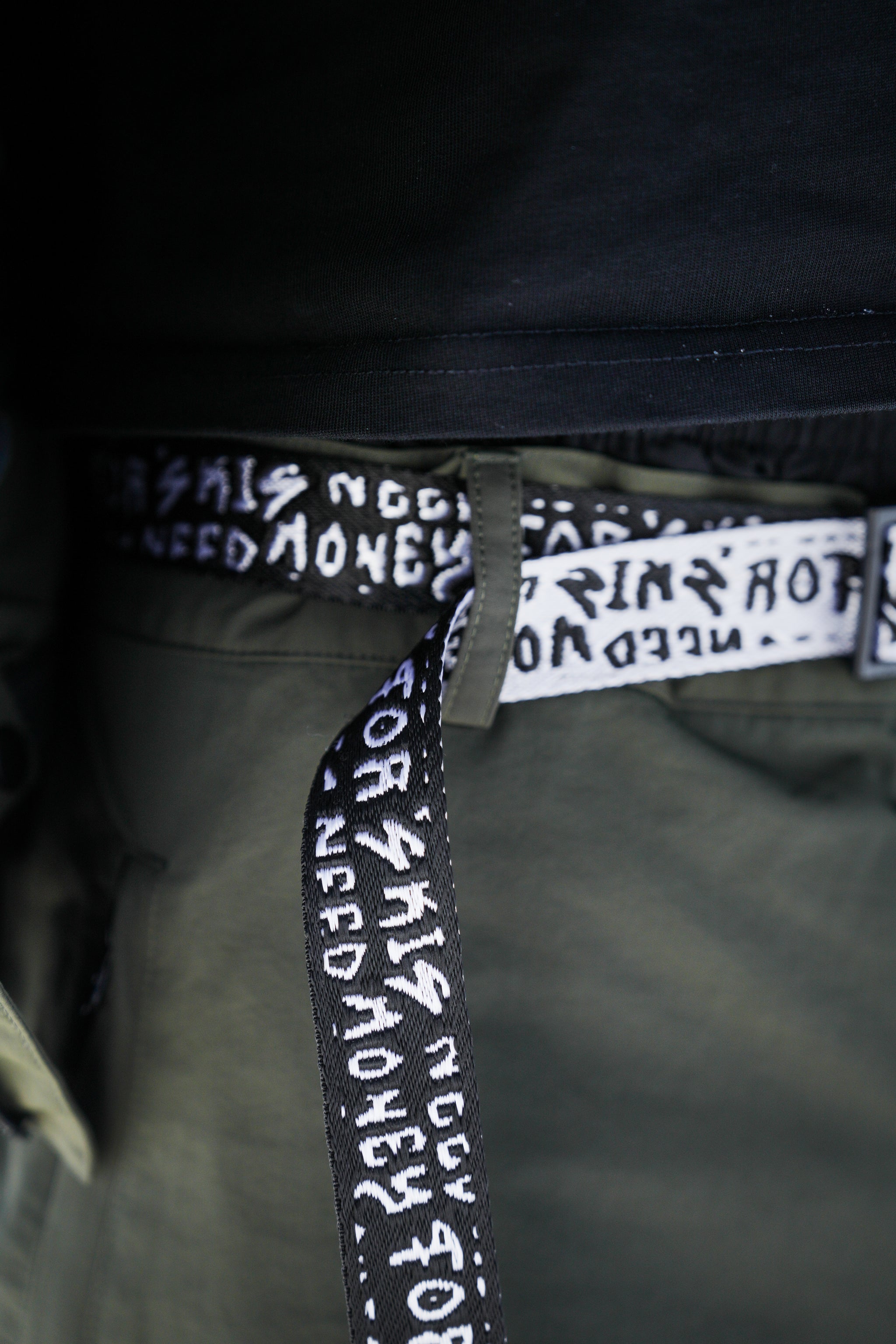 Need Money For Skis Magnetic Belt - Black and White