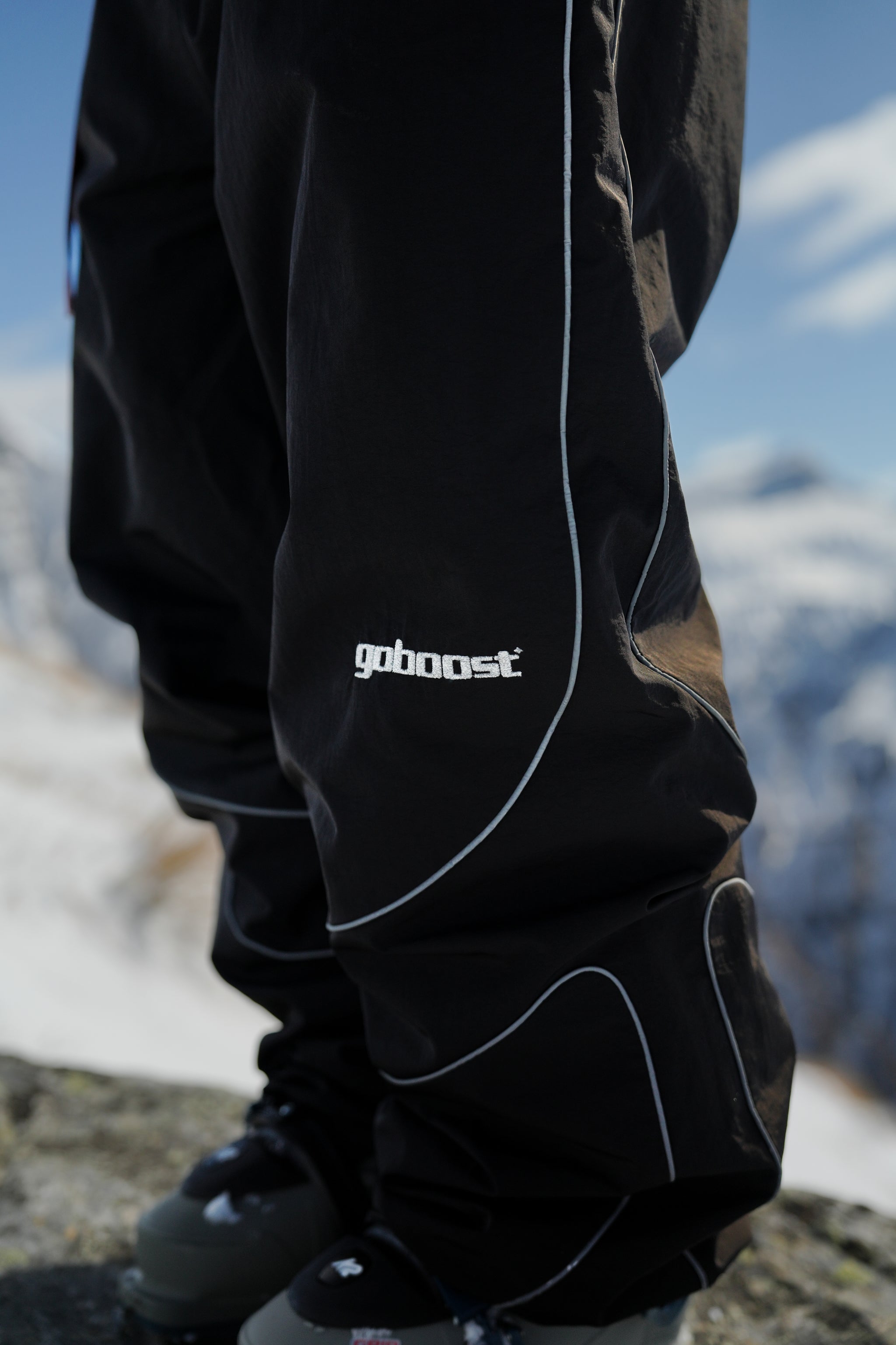 GOBOOST OneSerie 3L 15K Insulated Snowpants – Black Reflective