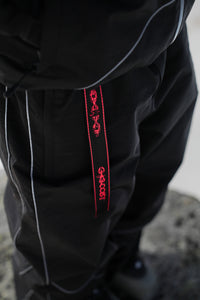 Broken Chain Magnetic Belt - Black and Red