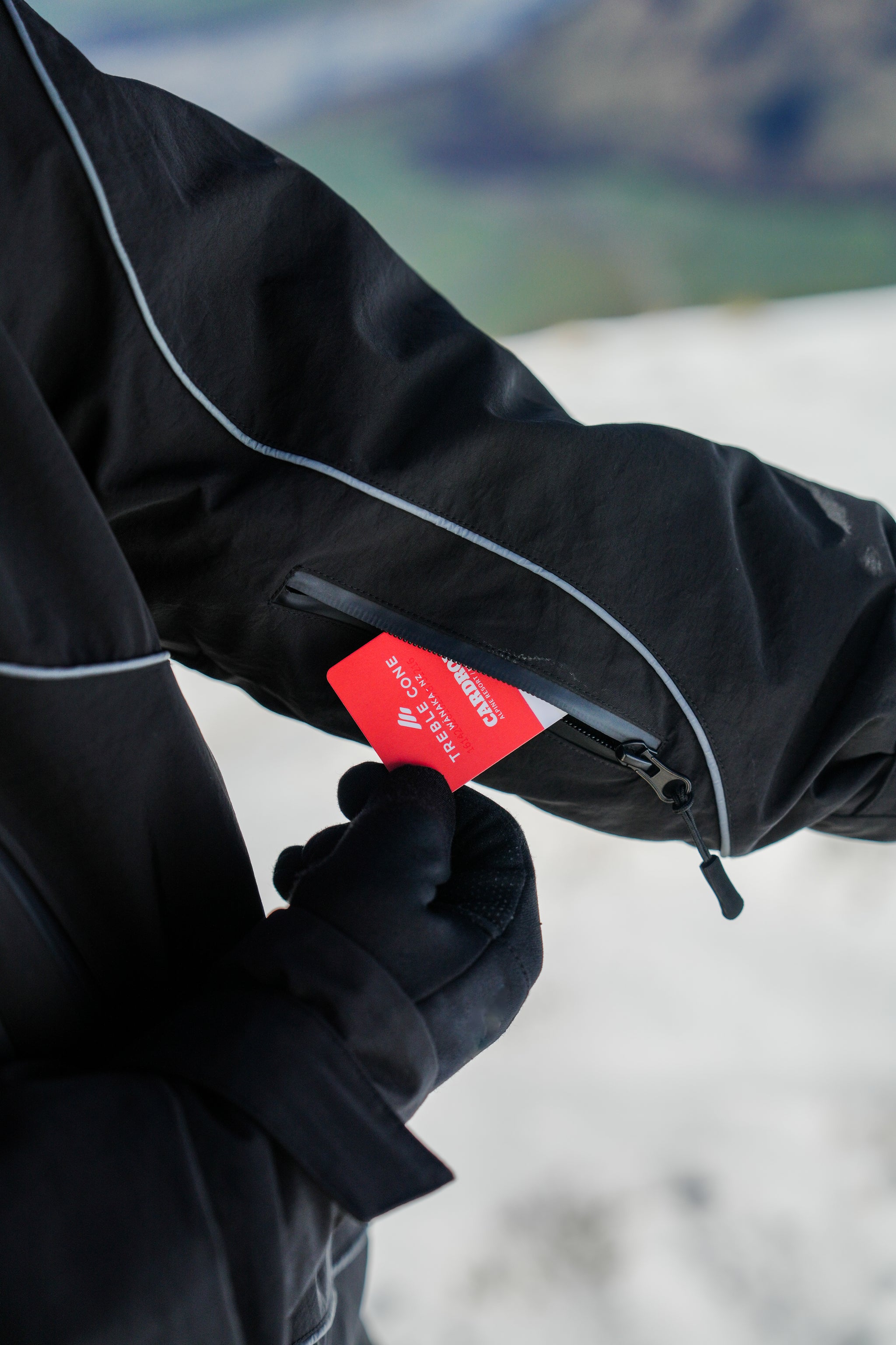 GOBOOST OneSerie 3L 15K Insulated Jacket – Black Reflective