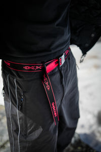 Broken Chain Magnetic Belt - Black and Red