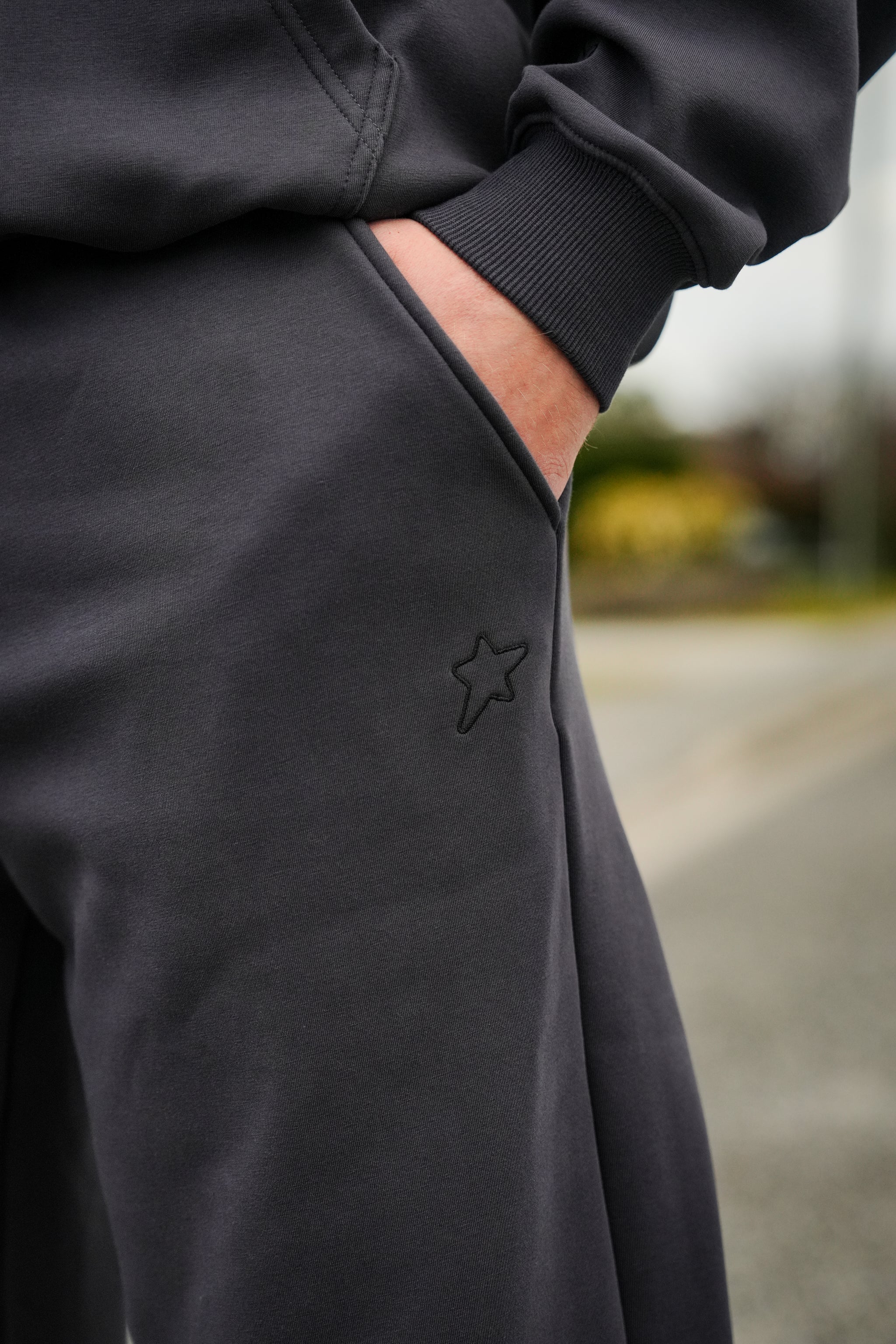 Core Line Jogger - Grey