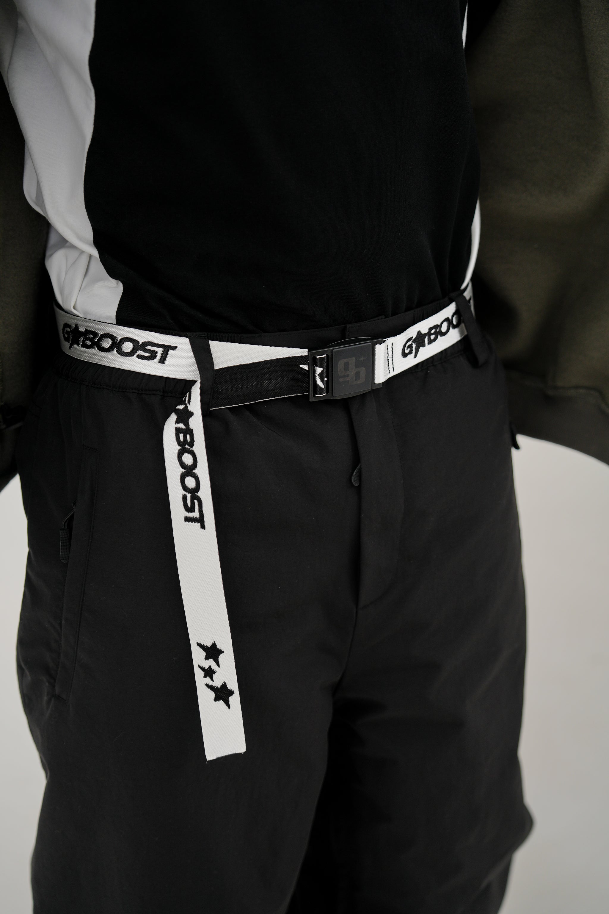 Triple Stars Magnetic Belt – Black and White