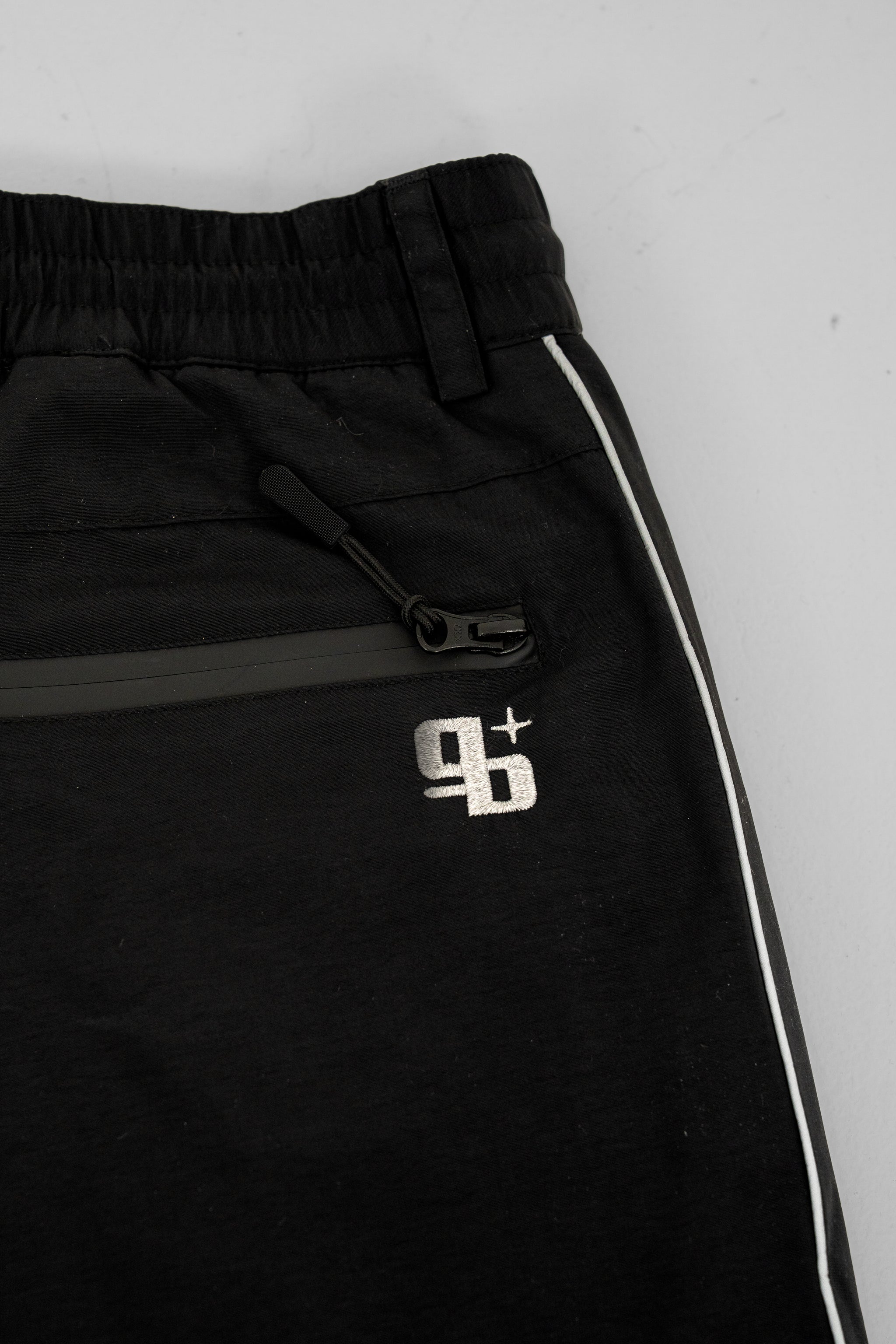 OneSerie Snowpants V2 – Black Reflective