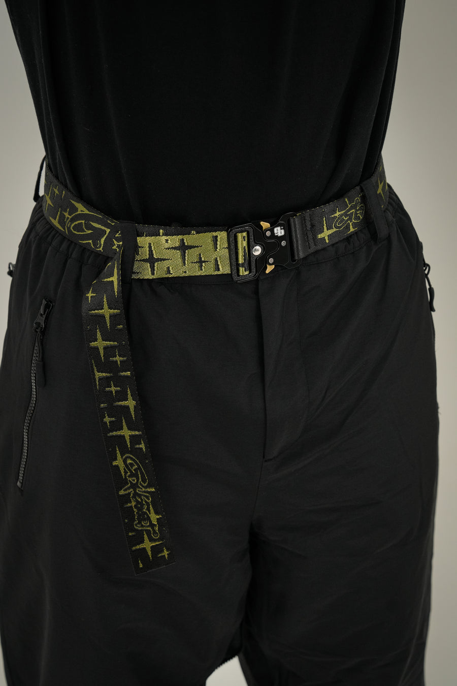 Stars Metal Belt - Olive