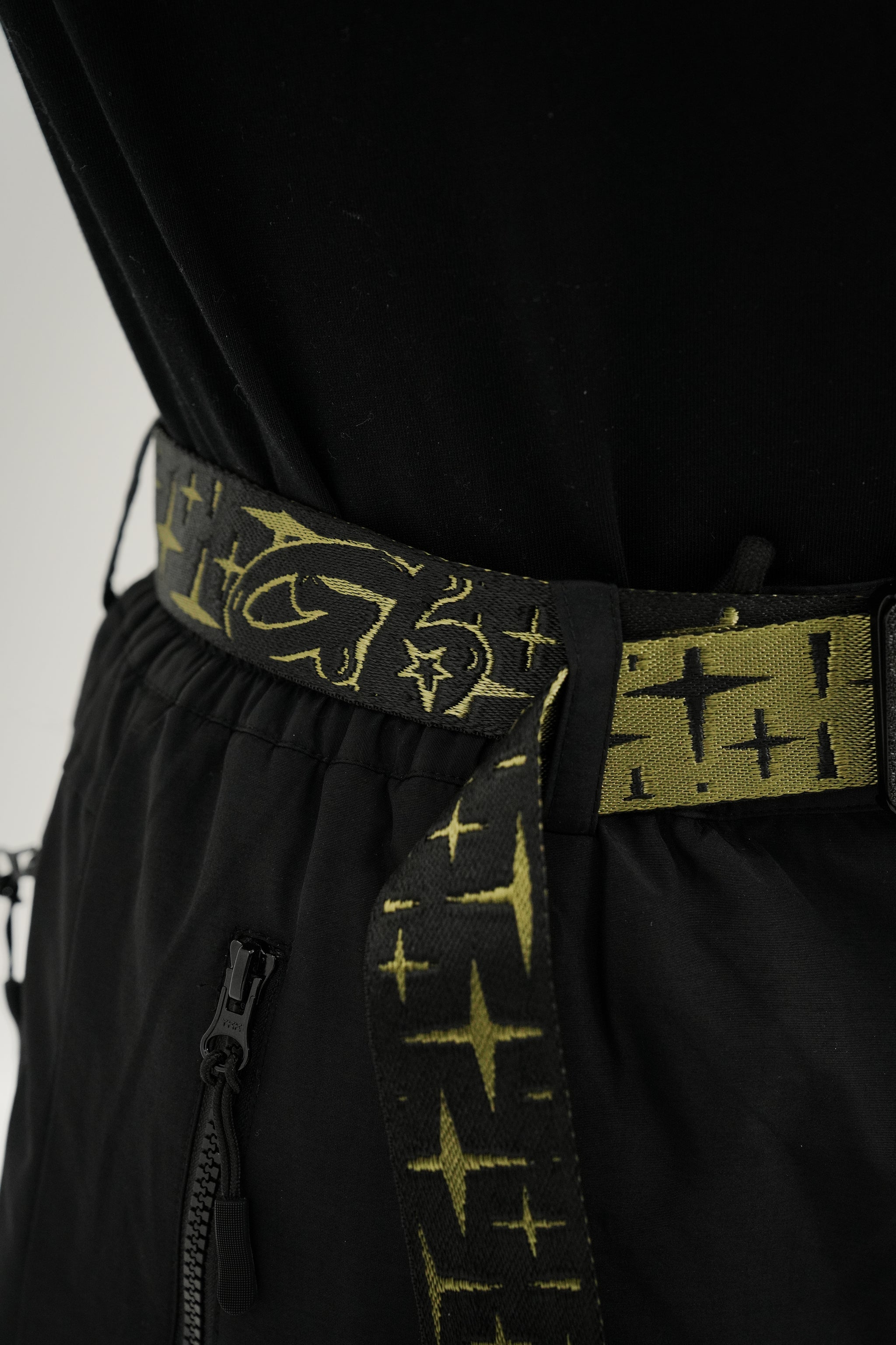 Stars Metal Belt - Olive